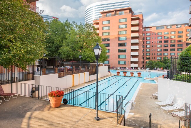 1011 Arlington Blvd Unit 744, Arlington, VA 22209