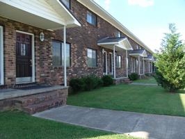 Primary Photo - Royal Meadow Townhouse Apartments