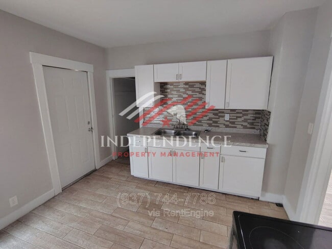 Building Photo - 24 Utah Ct