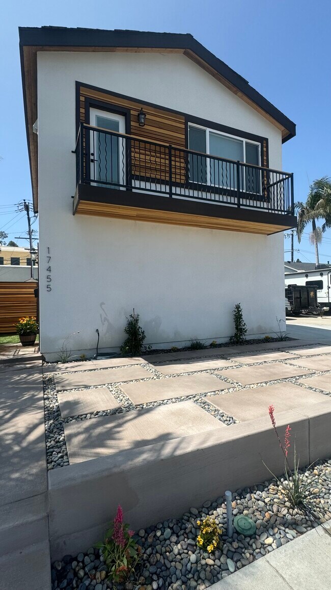 Foto del edificio - 17455 Marken Ln