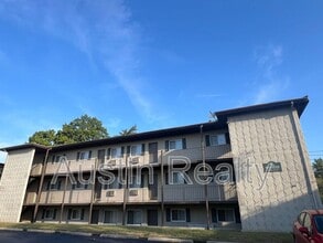 Building Photo - 3706 Greenwood Blvd