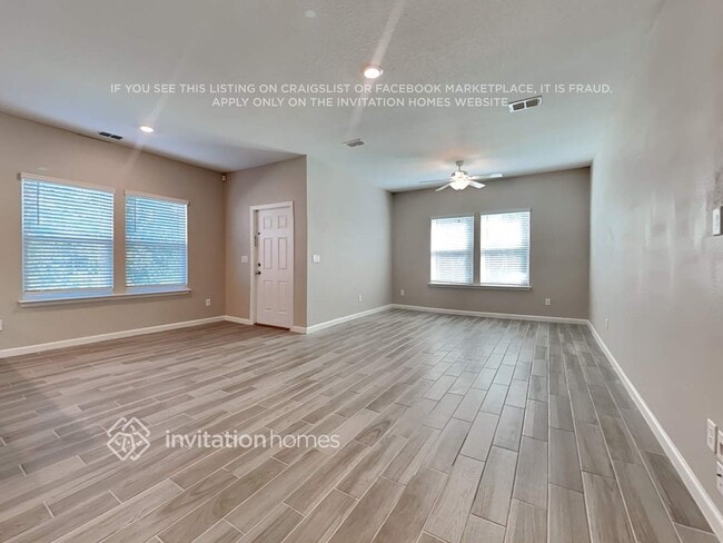 Building Photo - 13225 Shore Grass Dr