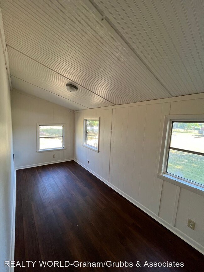 Building Photo - 2 br, 1 bath House - 18380 Marston Road