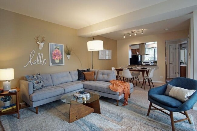 Foto del edificio - 2 bedroom in Naperville IL 60563