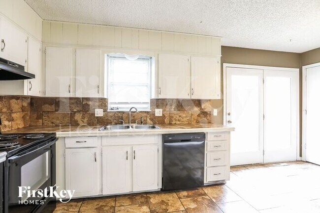 Foto del edificio - 2217 SW Keystone Dr