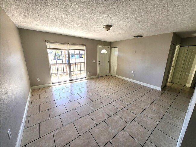 Foto del edificio - 7321 Exemplar Dr