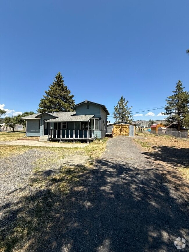 Building Photo - 5543 Balsam Dr