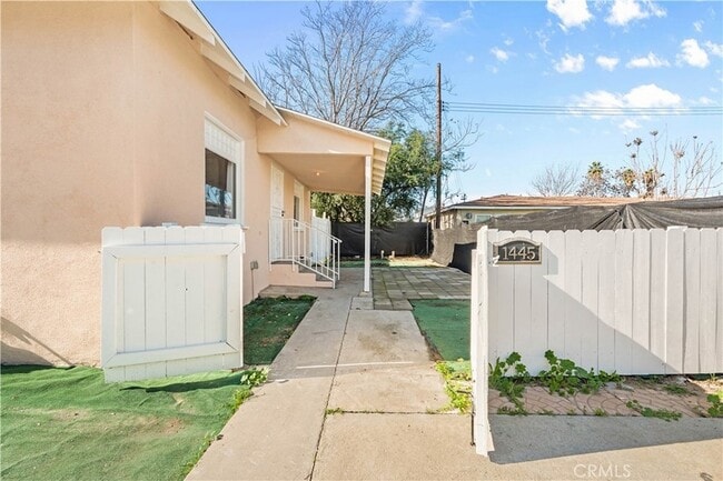 Foto del edificio - 1445 S Rebecca St