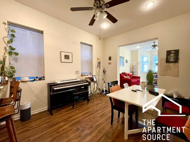 Foto del edificio - 1921 N Francisco Ave