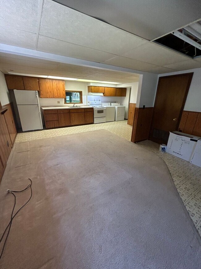Foto del edificio - 1600 Lake Blaine Rd