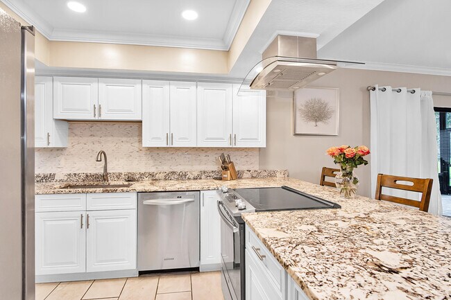 Building Photo - 13329 Polo Club Rd