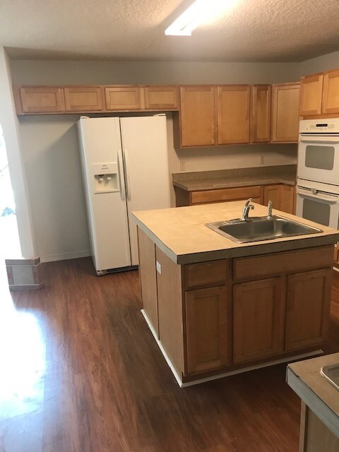 Foto del edificio - 87045 Kipling Dr