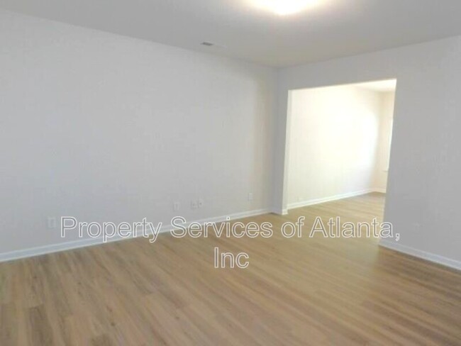 Foto del edificio - 204 Lower Bethany Rd