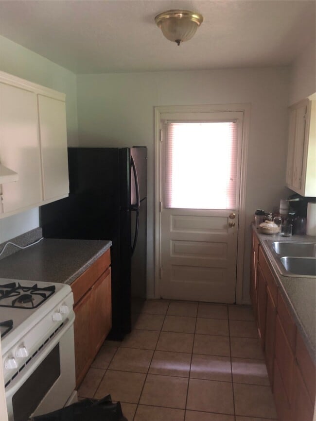 Foto del edificio - 4310 Holt St