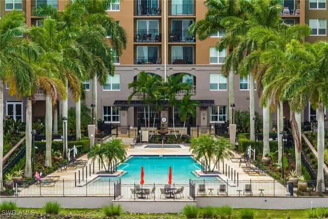 Foto del edificio - 2825 Palm Beach Blvd