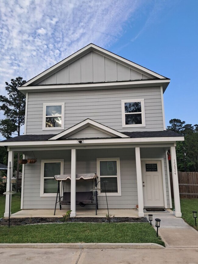 Foto del edificio - 15834 Beechnut Dr