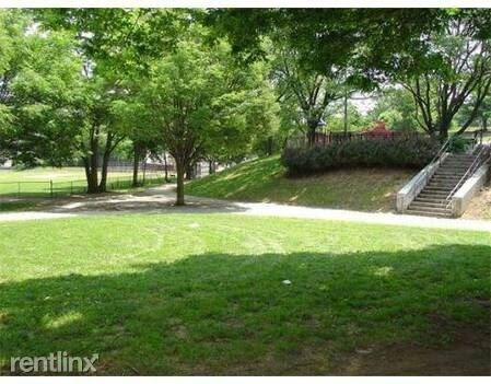 Building Photo - 2 br, 1 bath Apartment - 43 Imrie Rd