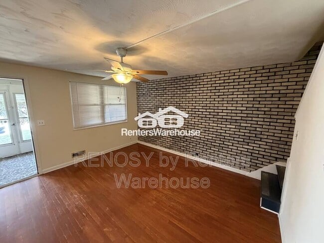 Building Photo - 1614 S Ellamont St