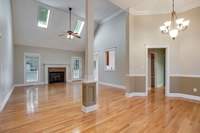Building Photo - 115 Oligi Ln