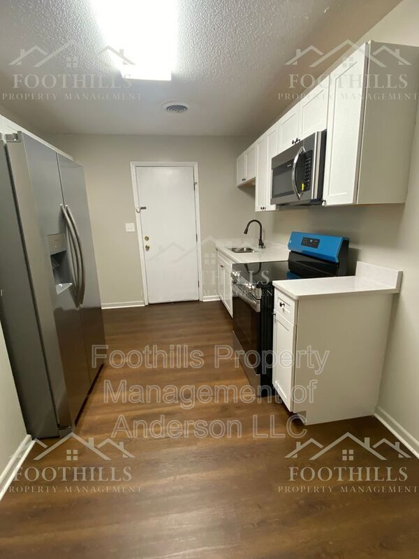 Foto del edificio - 3910 Seminole Ave