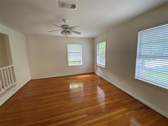 Foto del edificio - 4614 Michaux St