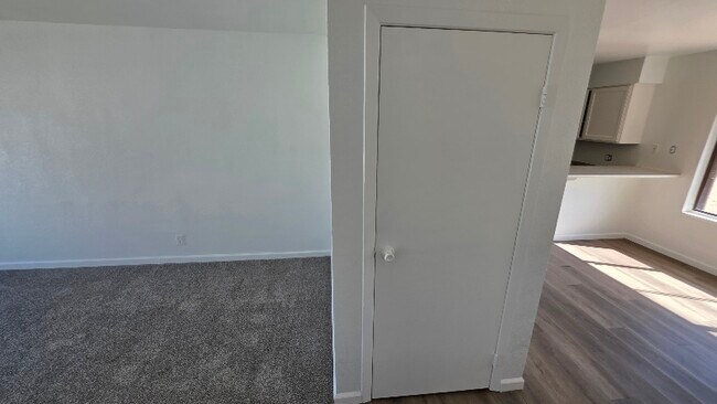 Foto del edificio - 6370 Monaco St