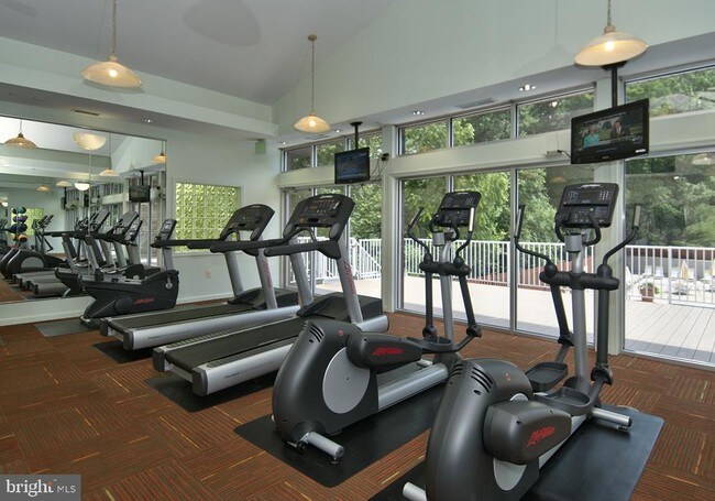 Foto del edificio - 6003 Hunt Ridge Rd