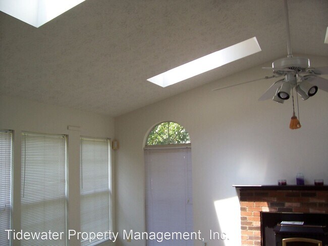Foto del edificio - 4 br, 2.5 bath House - 1904 Galetown Dr - ...