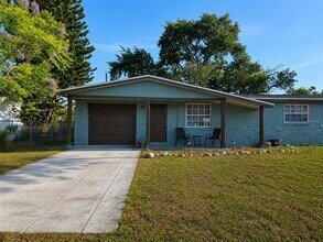 Building Photo - 4823 Longwood Ave