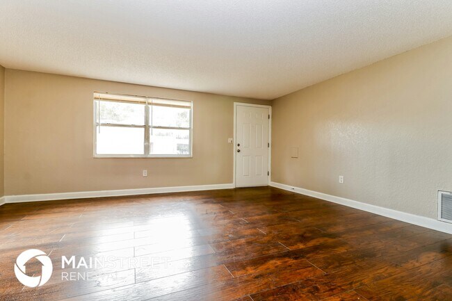 Foto del edificio - 4929 Amherst Ct