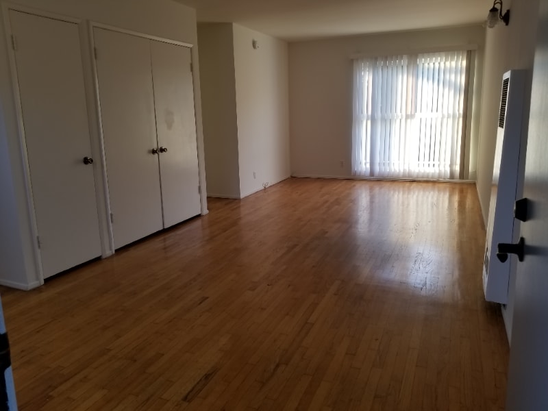 Foto principal - 2370 Walgrove Ave