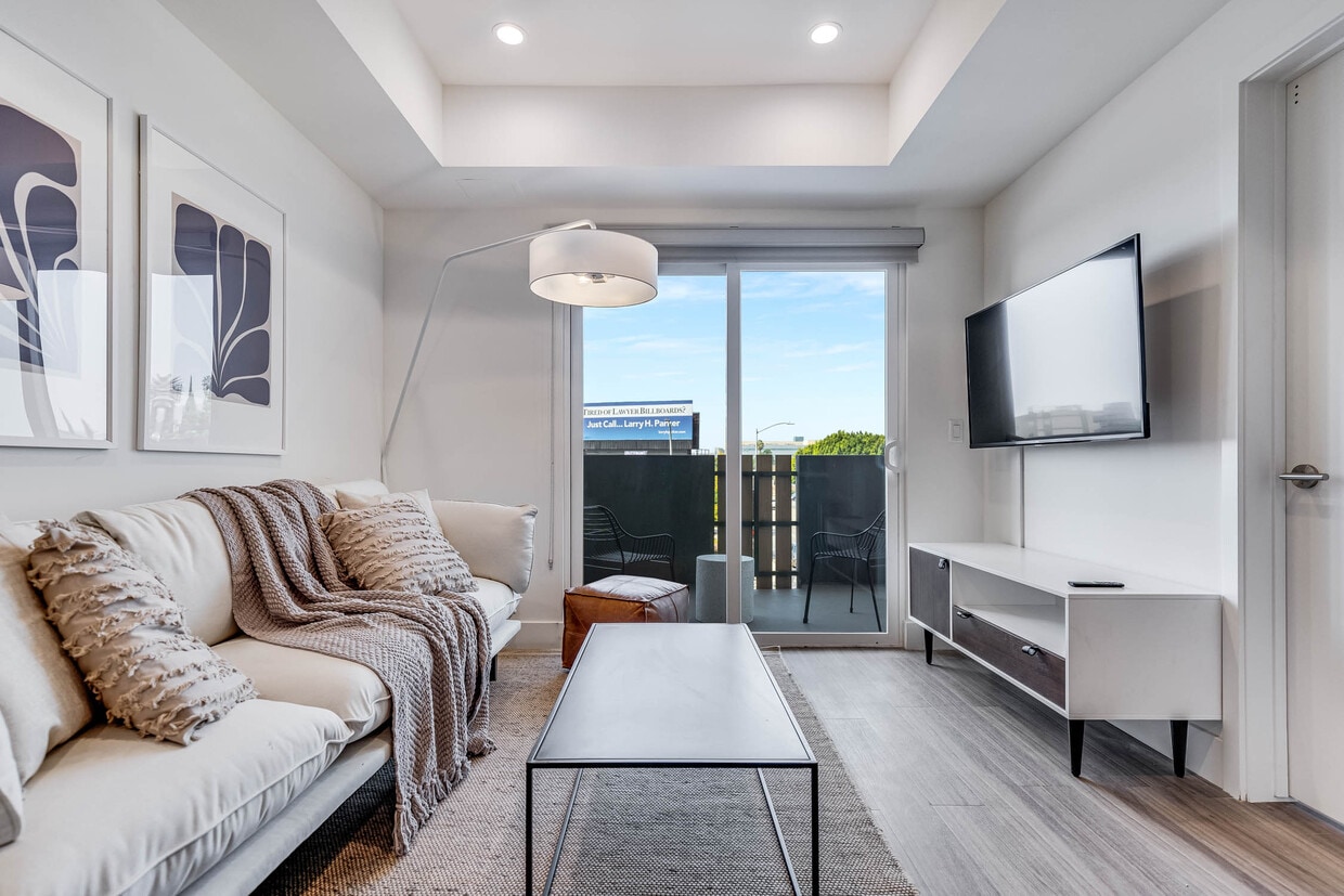 Foto principal - Ecco Fountain – Coliving + Traditional Units