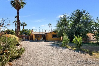 Building Photo - 82481 Valencia Ave