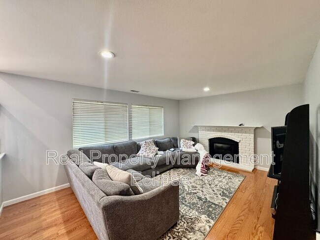 Foto del edificio - 24515 SE 44th St