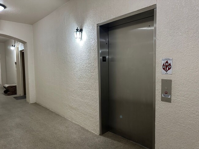 Foto del edificio - Comfortable and Spacious 3 bedroom 2 Bath ...