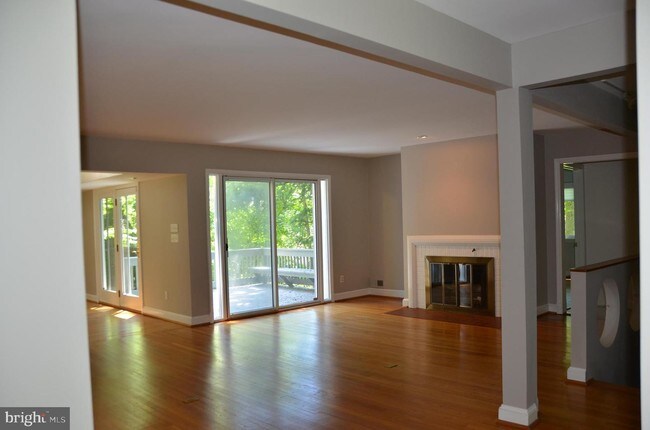 Building Photo - 8500 Beech Tree Rd