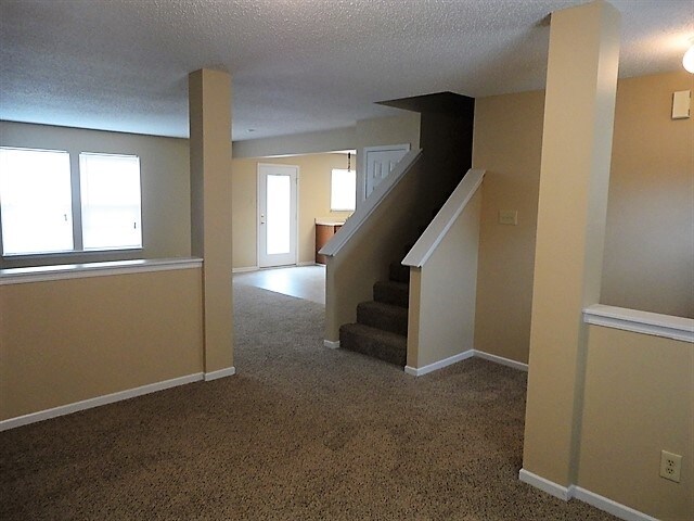 Building Photo - 5665 N Jamestown Drive