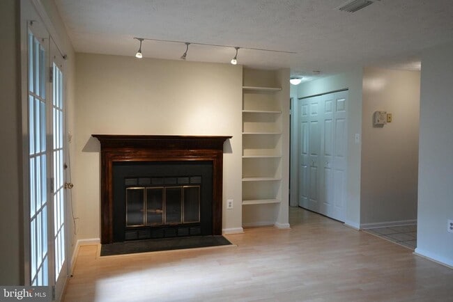 Foto del edificio - 18704 Caledonia Ct