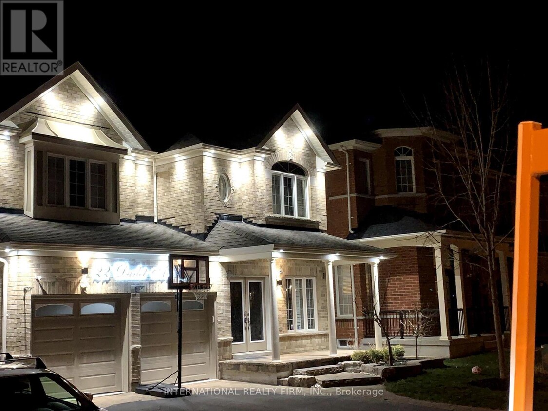 Primary Photo - 22 Darlet Ave