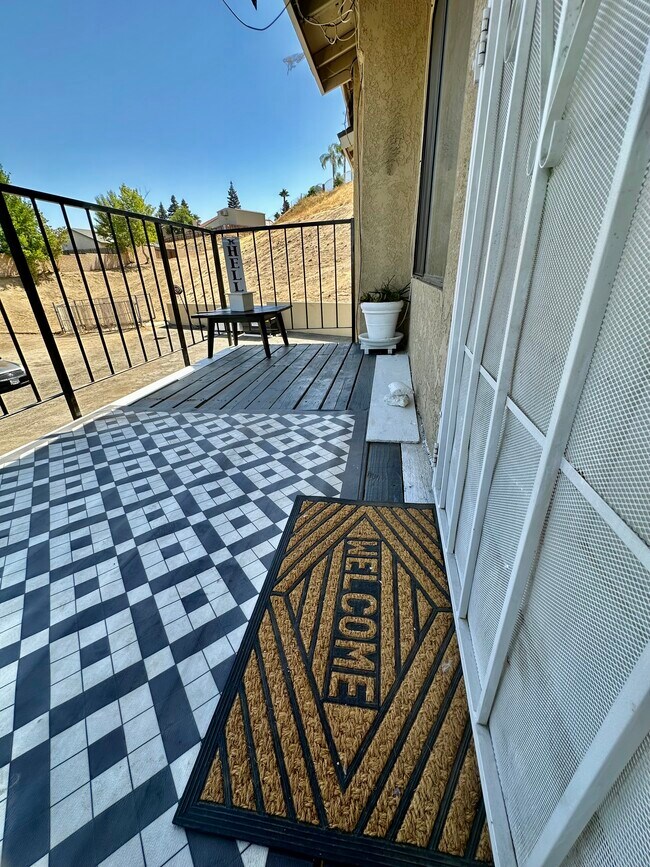 Foto del edificio - 6005 Hill Dale Ct