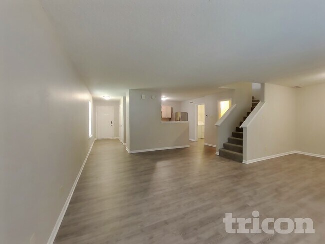 Foto del edificio - 5956 Portman Pl