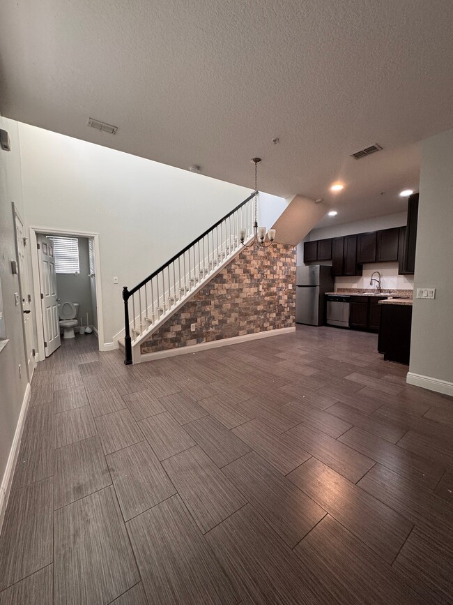 Building Photo - 9635 Tivoli Villa Dr