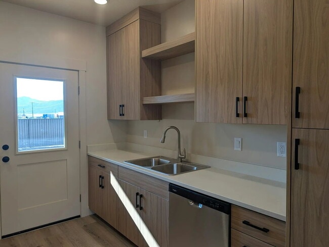 Building Photo - Modern 2 Bedroom Living in Ephraim – Sunrise Village – $1,385/mo