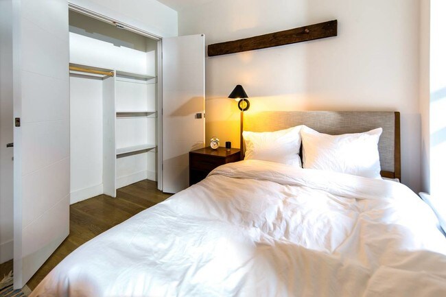 Foto del edificio - 117 Albany Ave