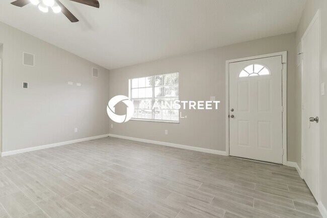 Building Photo - 3 Bedroom Pet-Friendly Home in Orlando, FL...