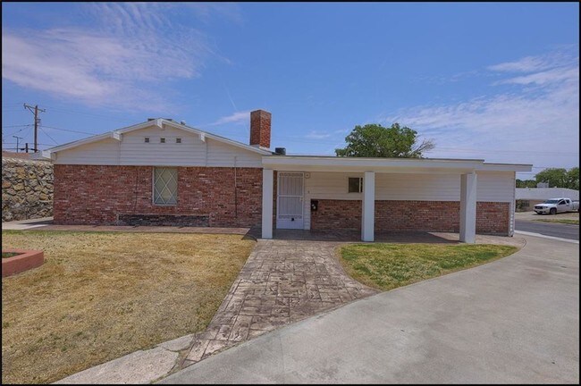 Building Photo - 4700 Louisiana St