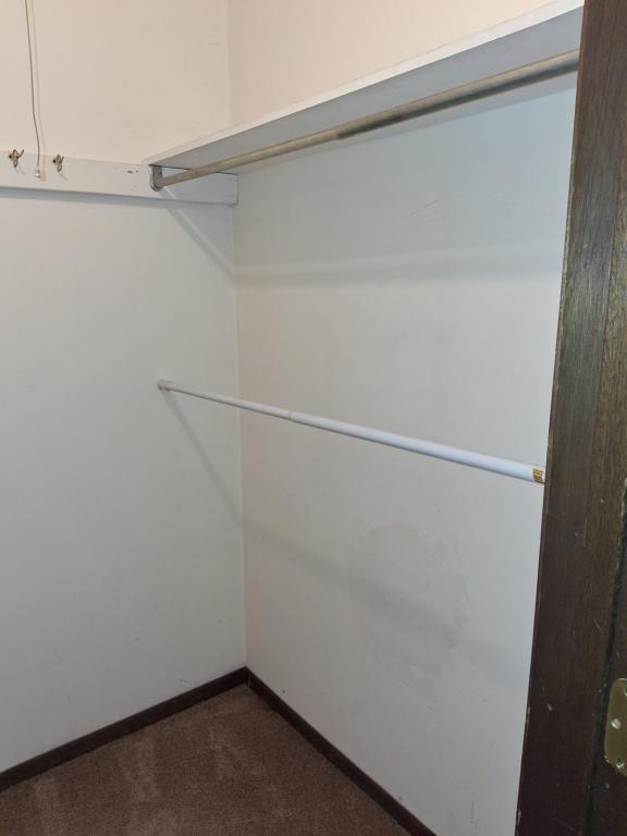 Foto del edificio - 728 Renshaw Ave