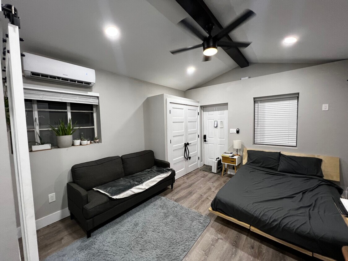 Foto principal - 181 20th Ave N