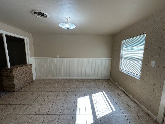 Foto del edificio - MOVE IN SPECIAL - $500 off 1st month rent