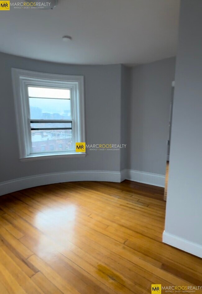 Foto del edificio - 480 Commonwealth Ave